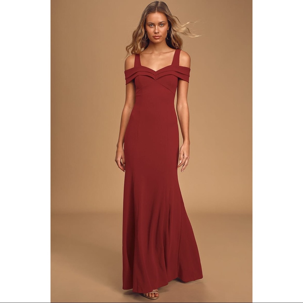 Lulus Amaze Me Wine Red Off-the-Shoulder Maxi Dress size Medium BNWT